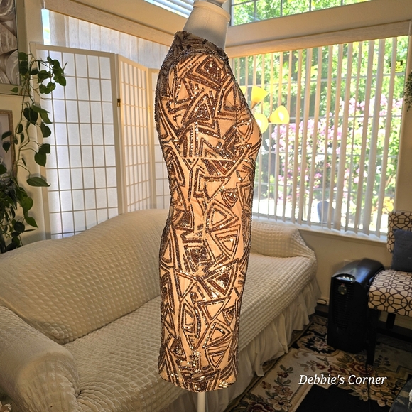 Evening Cocktail Dress - Picture 3 of 3